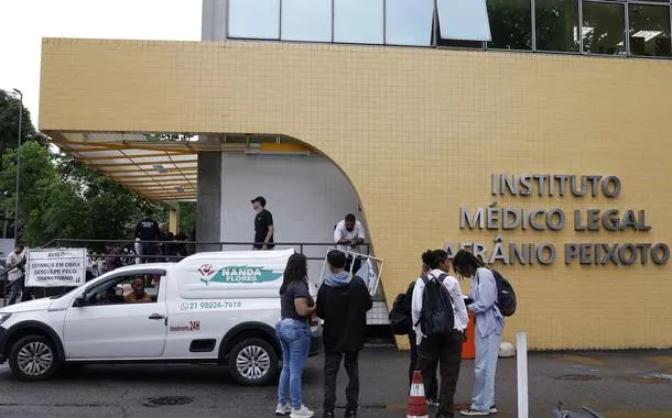 Rio de Janeiro (RJ), 30/10/2025 – Atendimento aos familiares durante o reconhecimento dos corpos dos mortos na Operação Contenção no Instituto Médico Legal. 