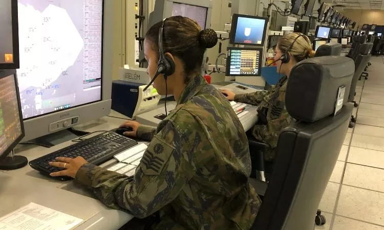 Justiça autoriza Claro a substituir Oi em contrato com o Cindacta