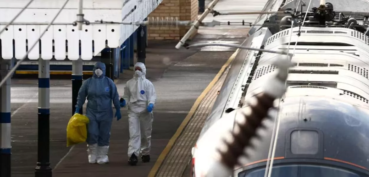 O primeiro-ministro Keir Starmer classificou o episódio como um “incidente terrível e profundamente preocupante”