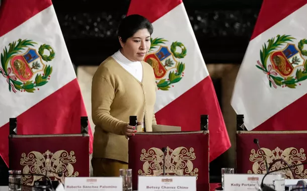Peru rompe relações diplomáticas com México por asilo a ex-primeira-ministra