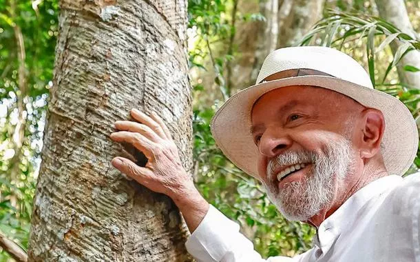 Floresta Nacional do Tapajós (PA), 02/11/2025 - Presidente da República, Luiz Inácio Lula da Silva, durante visita a moradores das comunidades ribeirinhas da Floresta Nacional do Tapajós