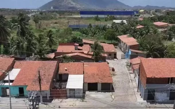 Criminosos expulsaram todos os moradores de uma vila com cerca de 30 residências em Pacatuba, na Grande Fortaleza