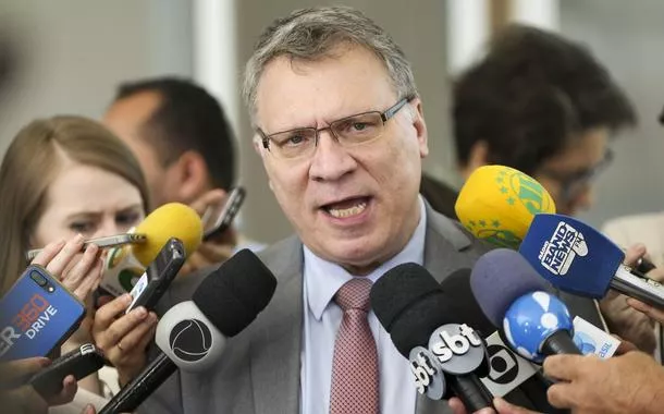 "Classificar facções como terroristas é abrir as portas para uma intervenção externa", diz Eugênio Aragão