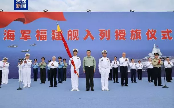 Xi Jinping prestigia da cerimônia de comissionamento do porta-aviões chinês Fujian