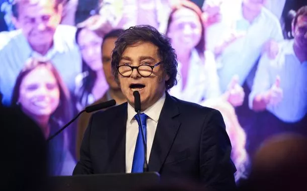 Javier Milei diz que Messi é uma das únicas pessoas "de esquerda" que elogiaria