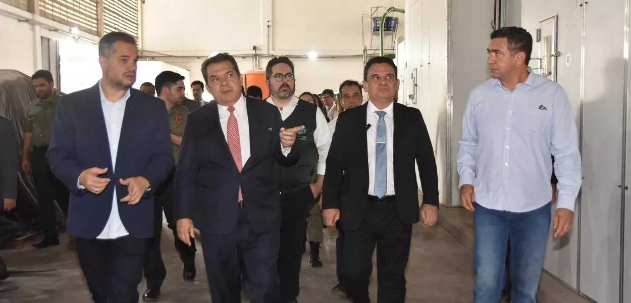 Carlos Pires Brandão em visita ao Complexo Penitenciário de São Luís