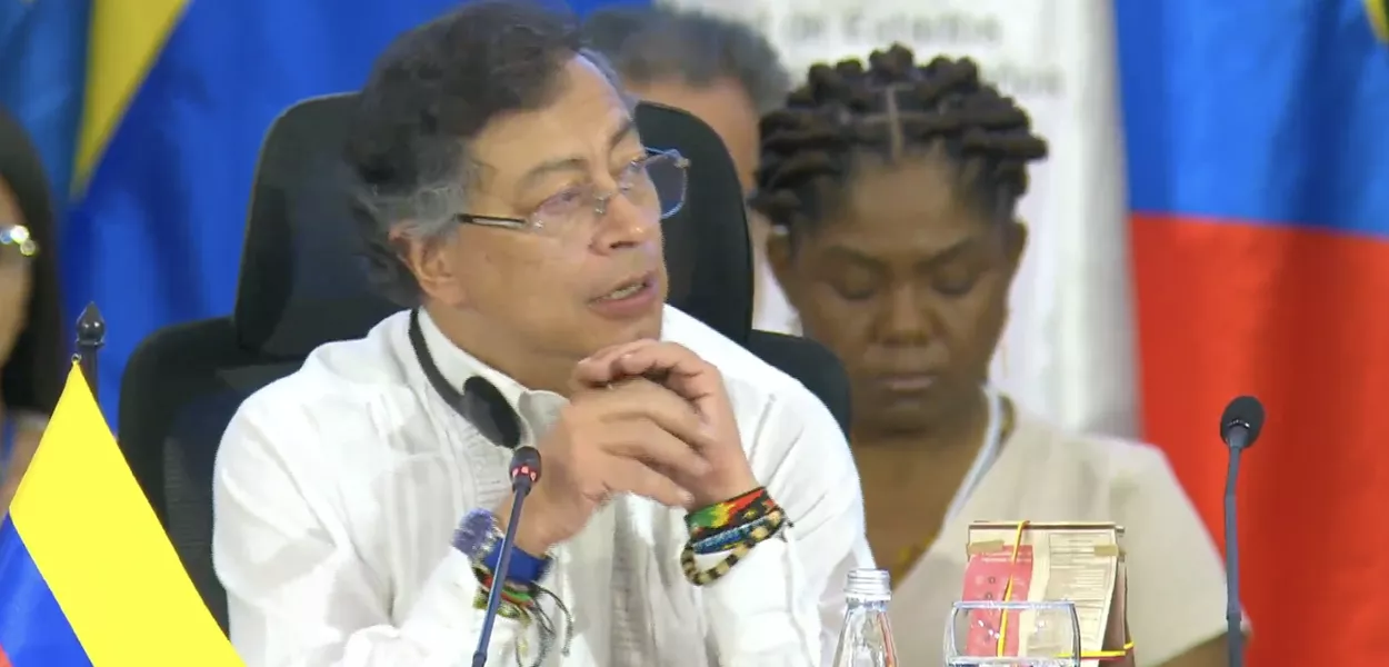 O presidente da Colômbia, Gustavo Petro, discursa na Cúpula CELAC-UE - 09/11/2025
