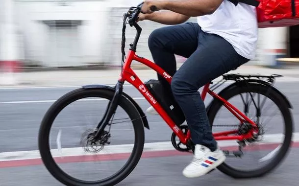 Entregas realizadas por bicicletas elétricas