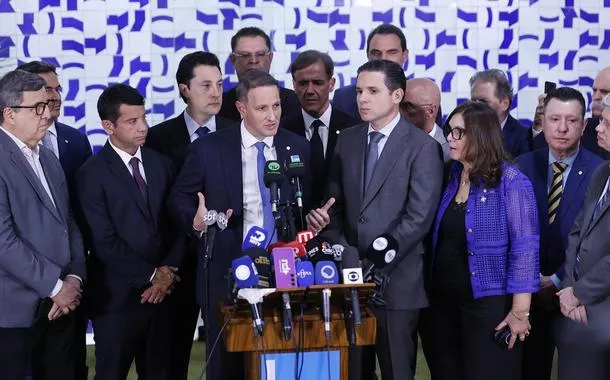 Governo vê "tiro no pé" da direita em ataque à PF e comemora recuo de Derrite