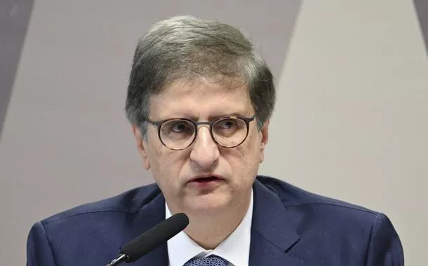 Flávio Bolsonaro ataca Gonet em sabatina e Otto Alencar cobra "ética"