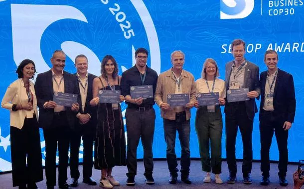 JBS conquista prêmio global na COP30 com programa Escritórios Verdes