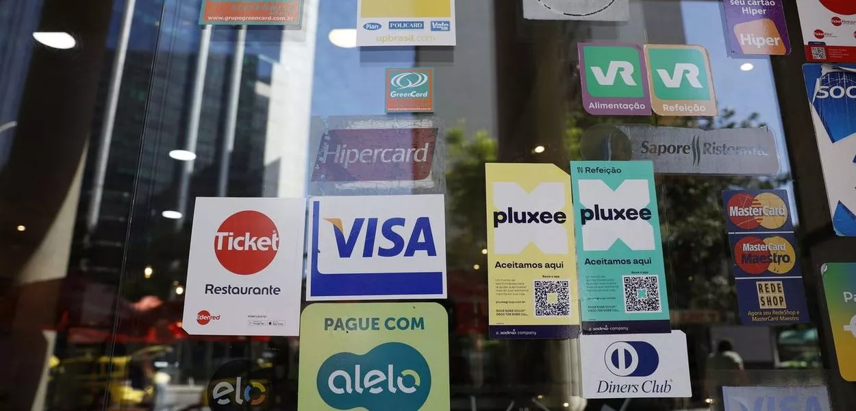 Bandeiras de vale-refeição e vale-alimentação