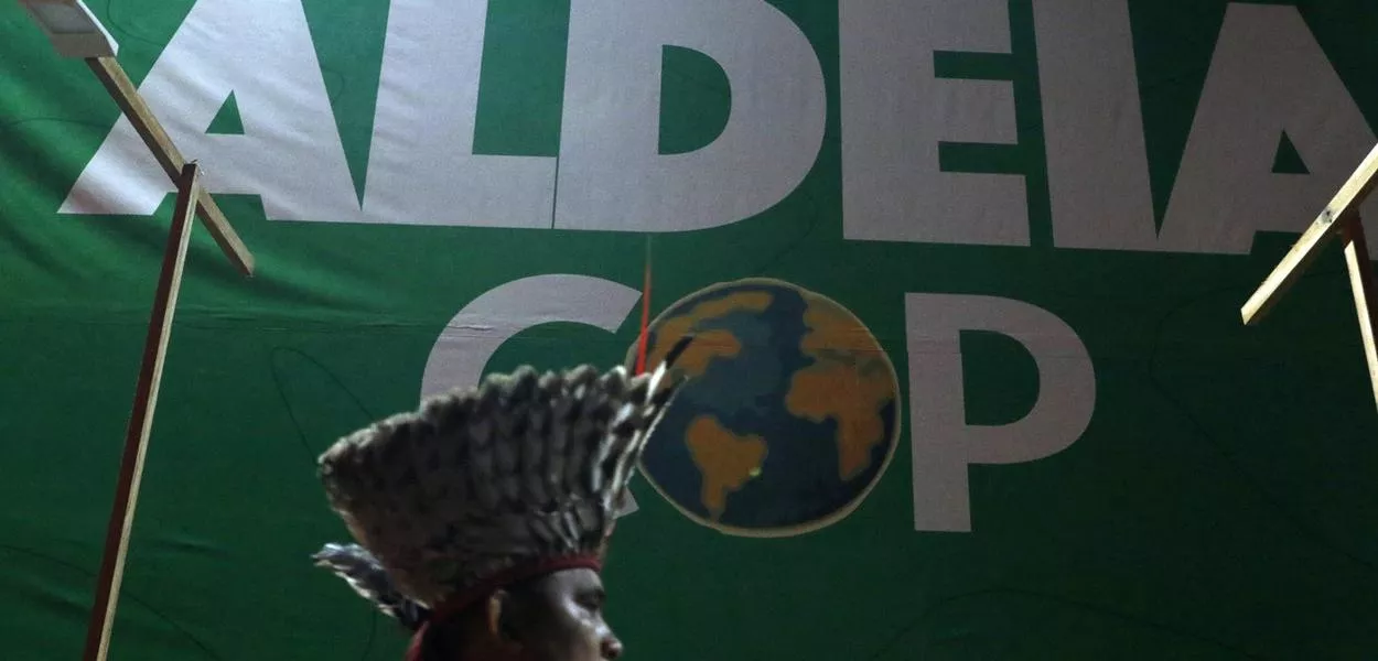 Belém (PA) - 11/11/2025 - Indígenas participam da inauguração da Aldeia COP 