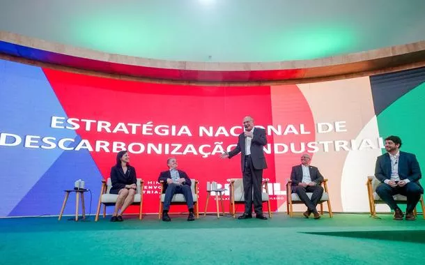 Brasil abre consulta da ENDI e reforça compromisso com indústria de baixo carbono