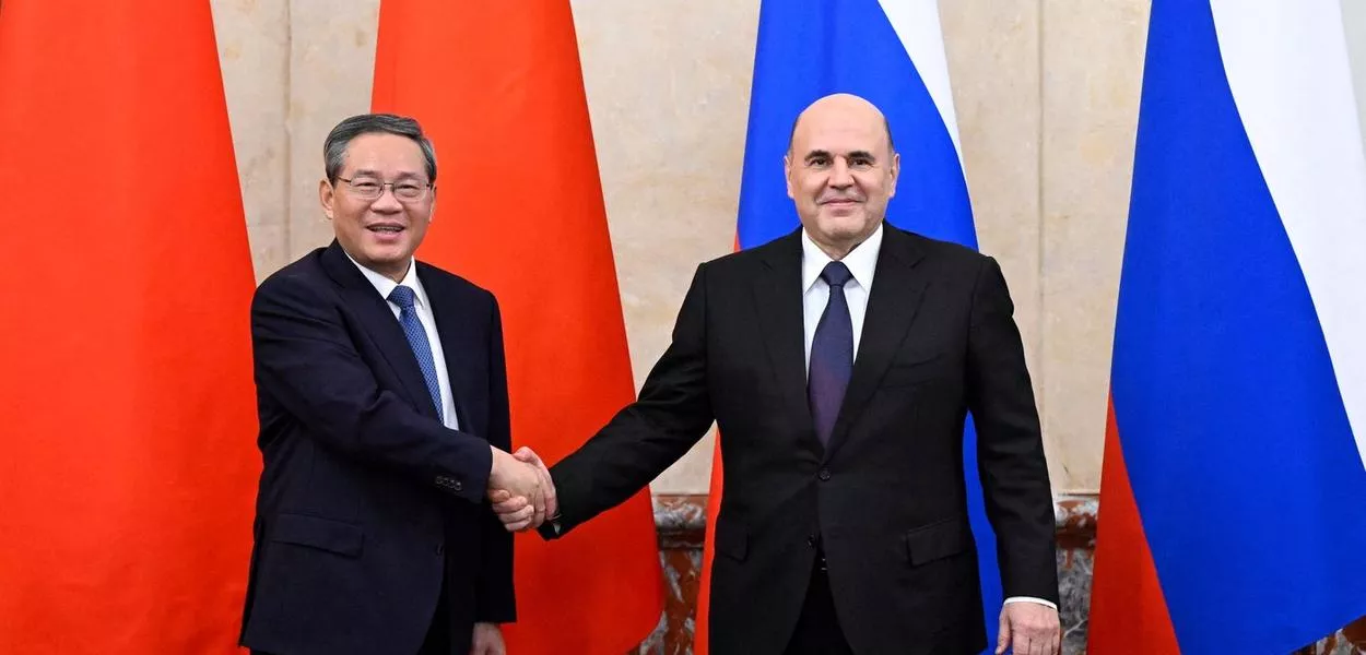 Primeiros-ministros da China, Li Qiang, e da Rússia, Mikhail Mishustin, se reúnem em Moscou