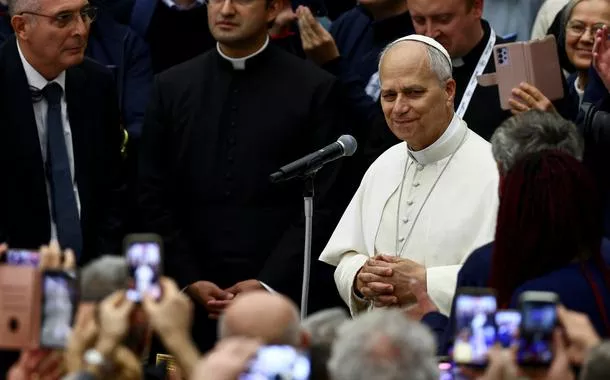 O papa Leão no Dia Mundial dos Pobres no Vaticano