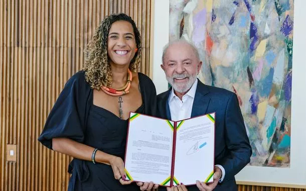 Lula assina 28 decretos para regularizar territórios de quilombolas