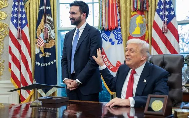 Trump diz não ver problema em ser chamado de “fascista” por Zohran Mamdani