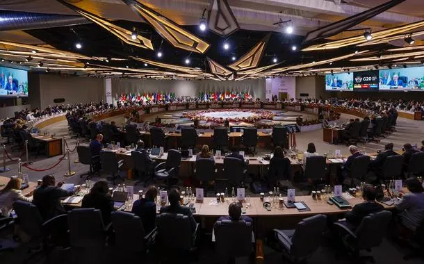 Lula cobra liderança do G20 na transição climática e alerta para “nova realidade” do planeta