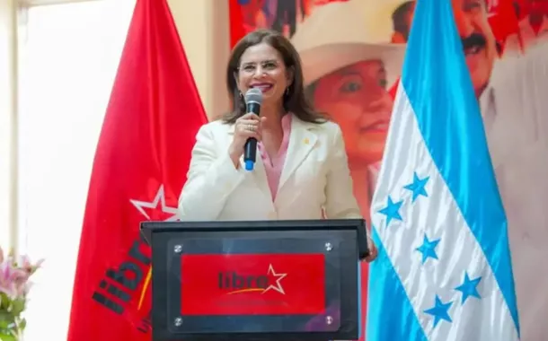 Rixi Moncada, candidata progressista à Presidência de Honduras; o Partido Libre denuncia tentativa de fraude pela direita e Trump