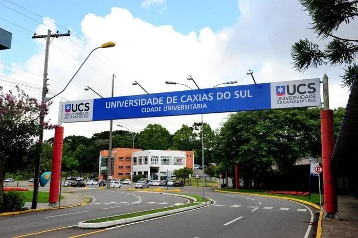Universidade de Caxias do Sul (UCS)