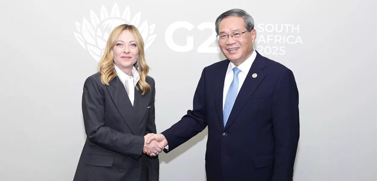 Li Qiang e primeira-ministra italiana se reúnem na África do Sul