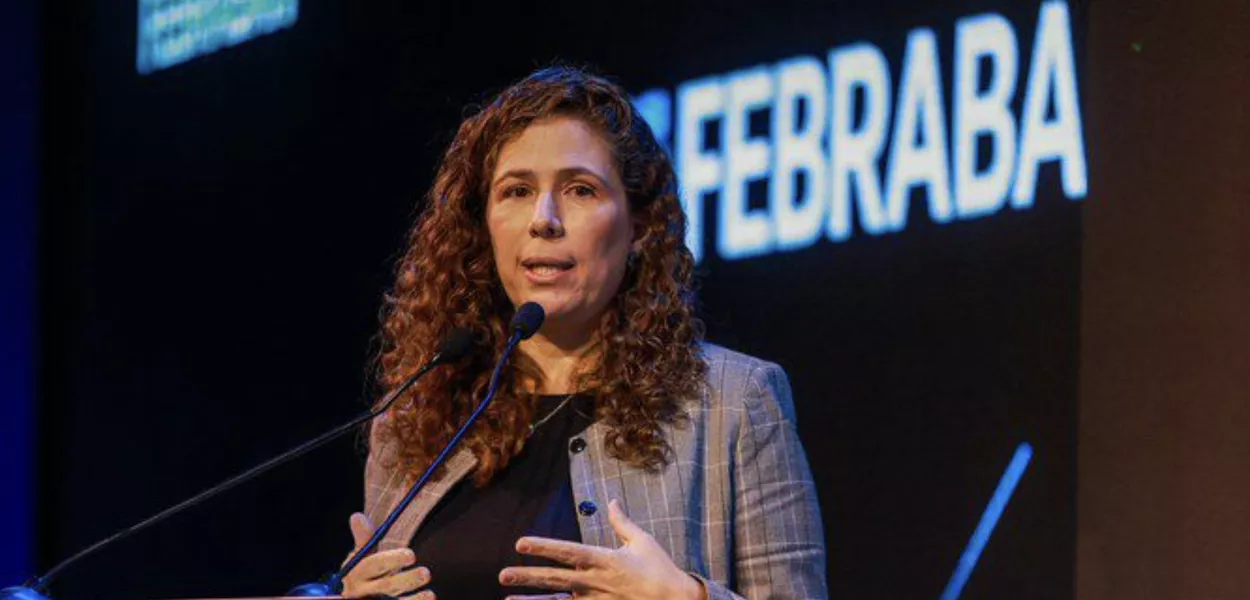 Esther Dweck, na Febraban