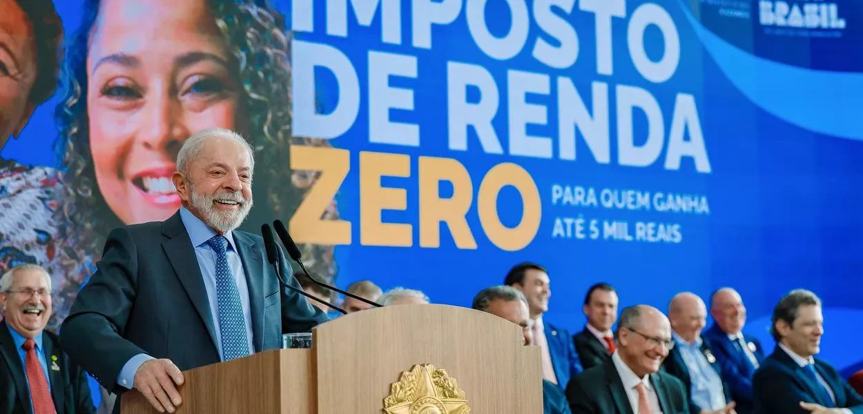 Lula amplia a isenção do IR