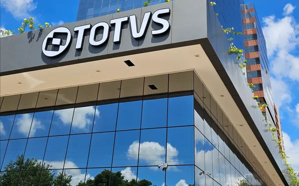 Totvs fecha acordo para comprar a Suri