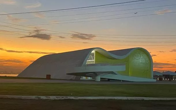 Encontro internacional em Niterói destaca direitos culturais e integração latino-americana