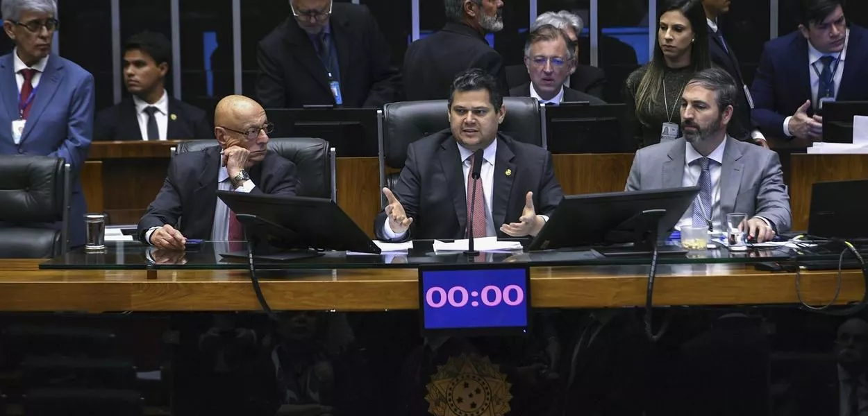 Congresso deu punhalada fatal na legislação ambiental brasileira