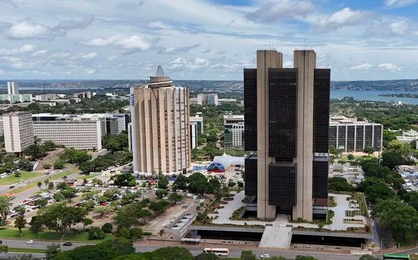 Dívida pública bruta sobe a 78,6% do PIB em outubro, mostra BC