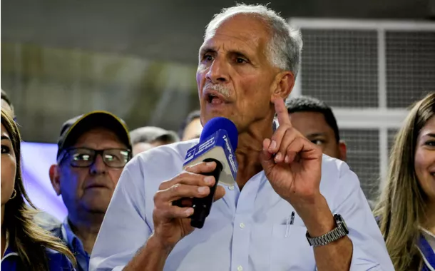 Leonel Estrada/Reuters