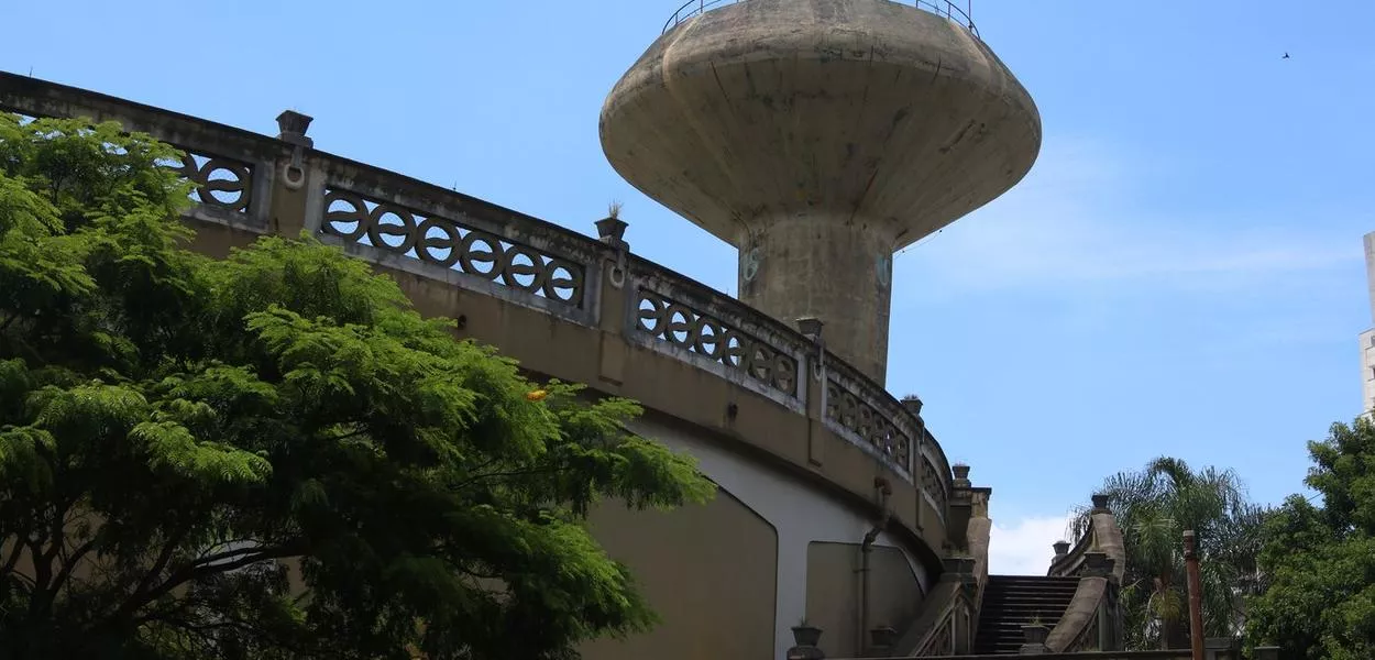 São Paulo (SP) - 06/12/2023 - Fachada do reservatório de água da Sabesp no bairro Vila Mariana