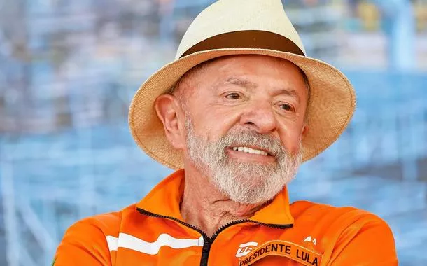 Presidente da República, Luiz Inácio Lula da Silva, durante cerimônia alusiva à ampliação da capacidade operacional da Refinaria Abreu e Lima (RNEST). Refinaria Abreu e Lima – Ipojuca (PE)