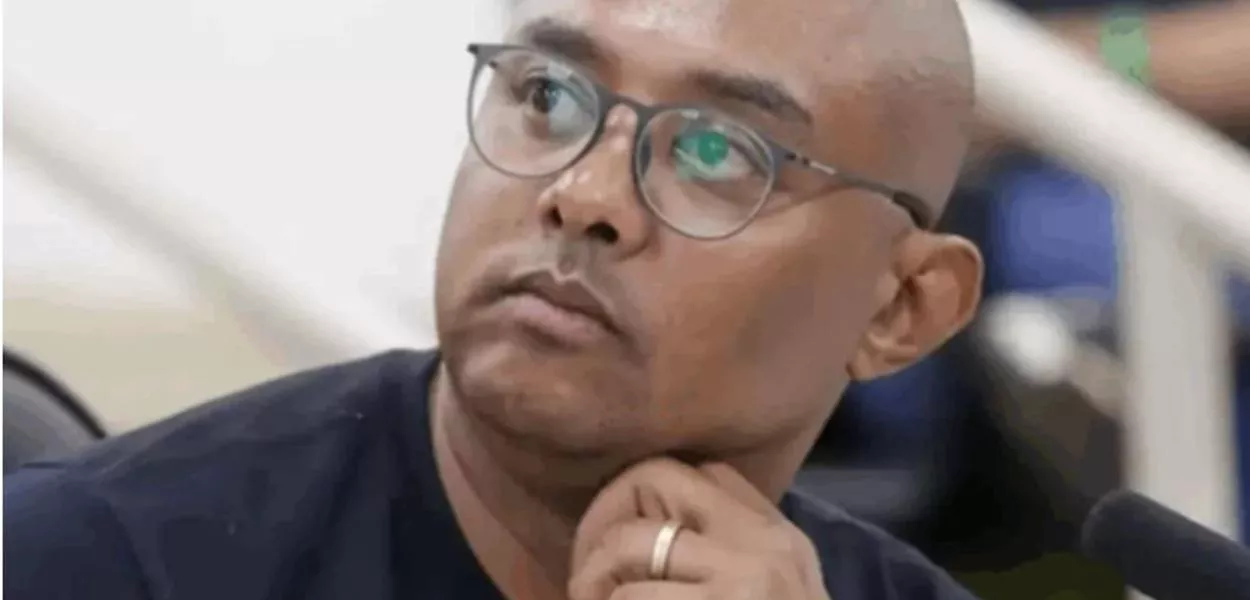  Cássio Luiz Barbosa