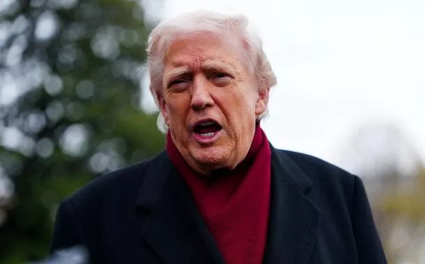 Trump diz que conflito na Ucrânia poderá ser solucionado “eventualmente”