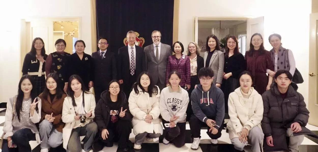 Embaixada de Portugal celebra 20 anos do Centro de Língua Portuguesa da Universidade de Comunicação da China