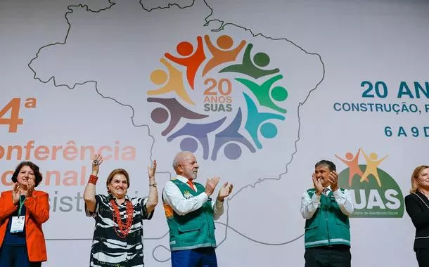 Lula aponta risco às mulheres e critica uso de tornozeleira por agressores: 'se até um presidente tentou tirar…'