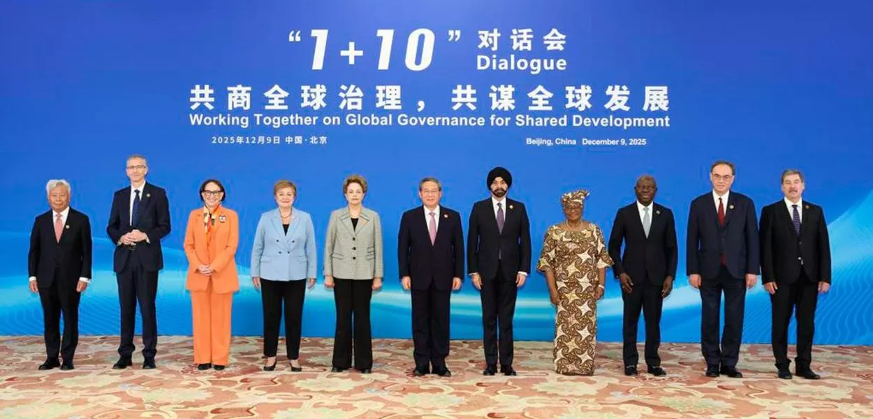 China continuará abrindo seu mega-mercado ao mundo, diz premiê