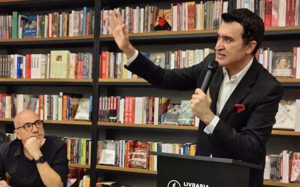 USP escreve uma das páginas mais vergonhosas de sua história e demite Alysson Mascaro