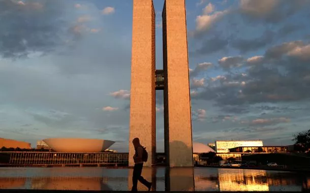 Operações da PF ampliam tensão entre Congresso, governo e STF