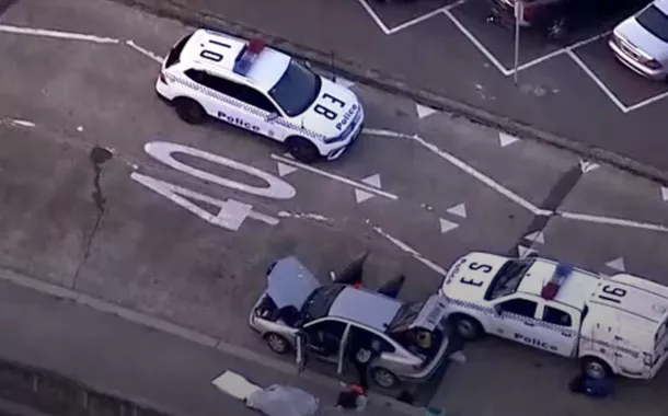 Tiroteio em praia da Austrália mata 10 pessoas