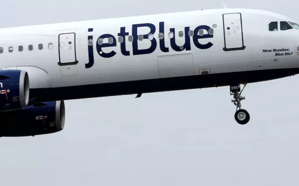 Aeronave militar dos EUA quase se choca com avião de passageiros perto da Venezuela