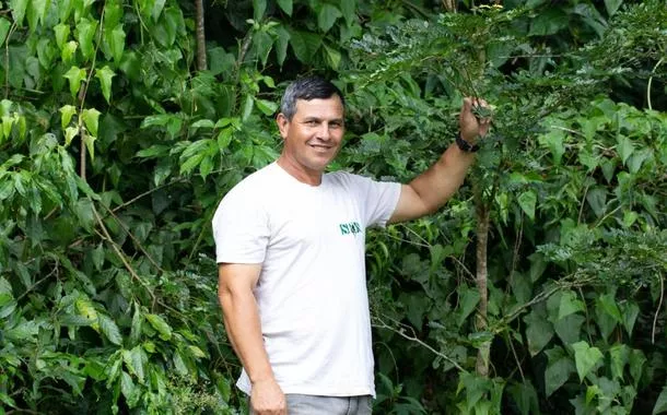 Programa incentiva a geração de renda de moradores locais e a conservação no litoral paranaense
