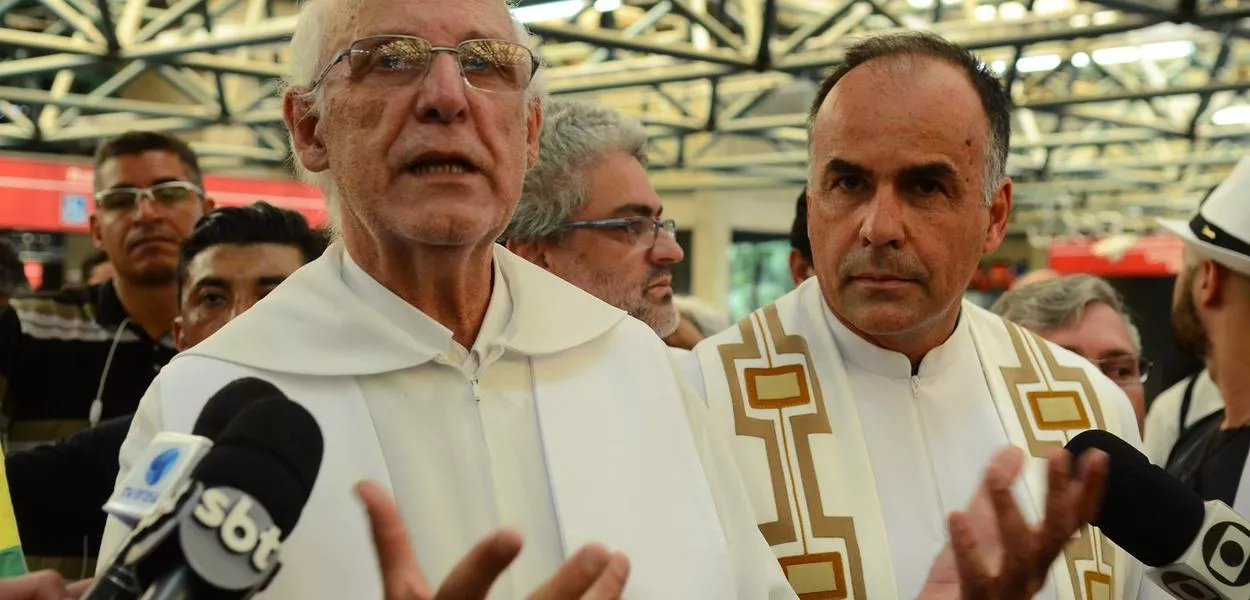 O padre Júlio Renato Lancellotti