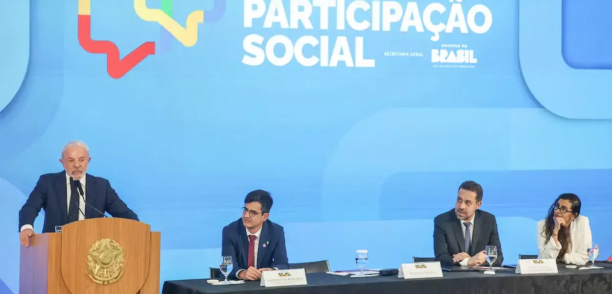 Lula durante reunião do Conselho de Participação Social
