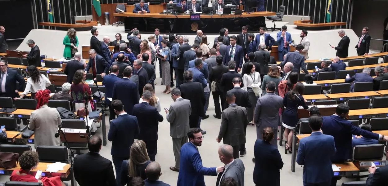 Plenário da Câmara dos Deputados - 16/12/2025