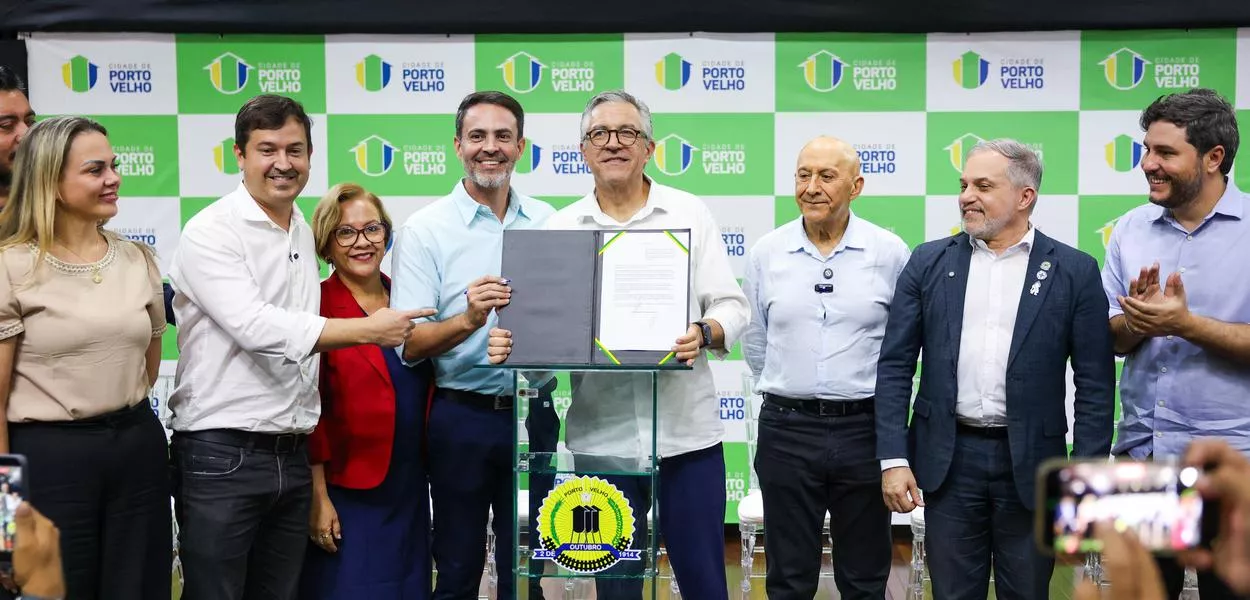 Assinatura do contrato de aquisição do Hospital onde funcionará o Hospital Universitário/EBSERH