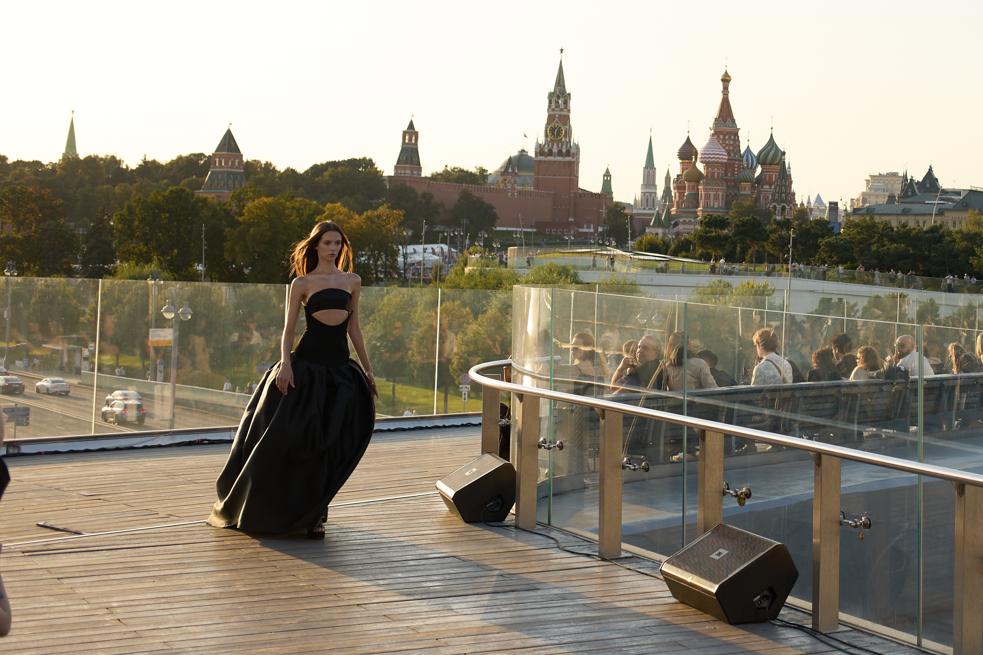 O que vem a seguir para a indústria da moda? 3 insights essenciais do BRICS+ Fashion Summit